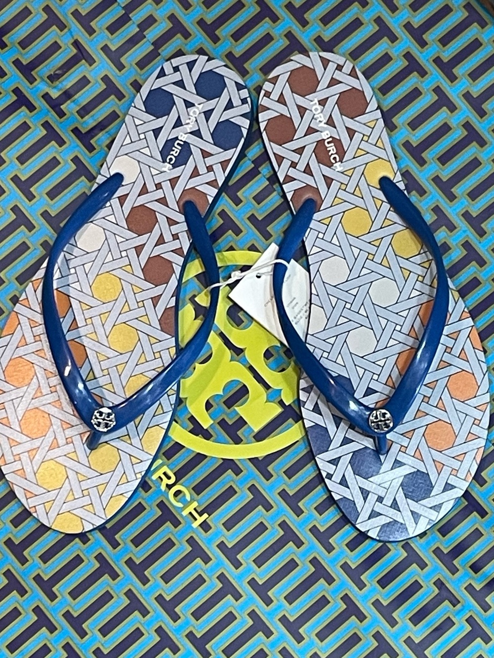 NWT~TORY BURCH~”Chelsea” Logo Sandals
